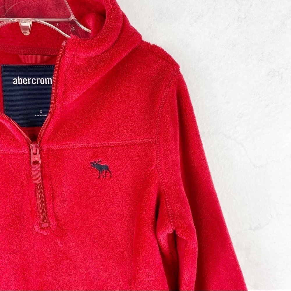 [A&F] Red Furry Quarter Zip - Picture 2 of 3